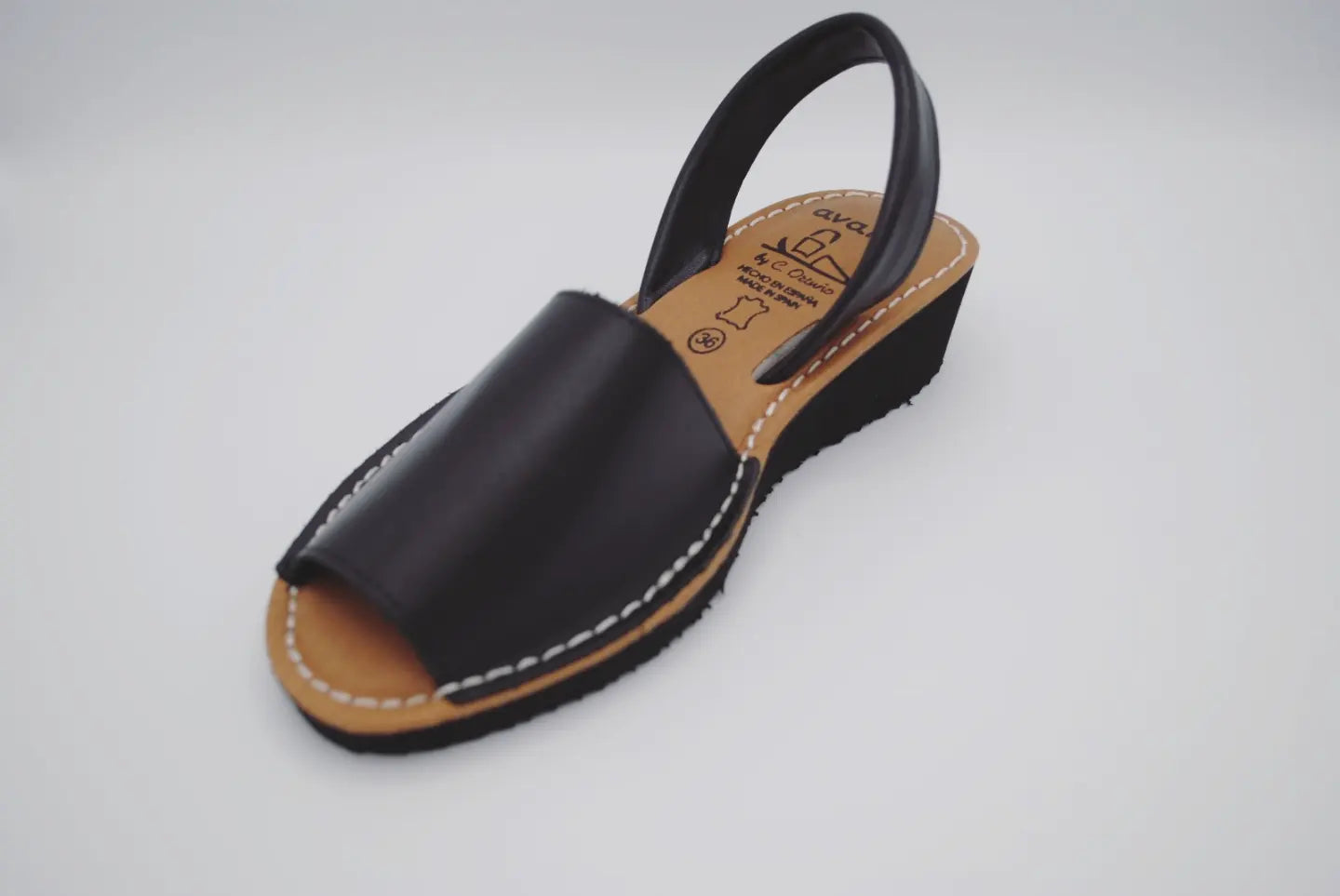 Menorquina Wedge Black, 2211