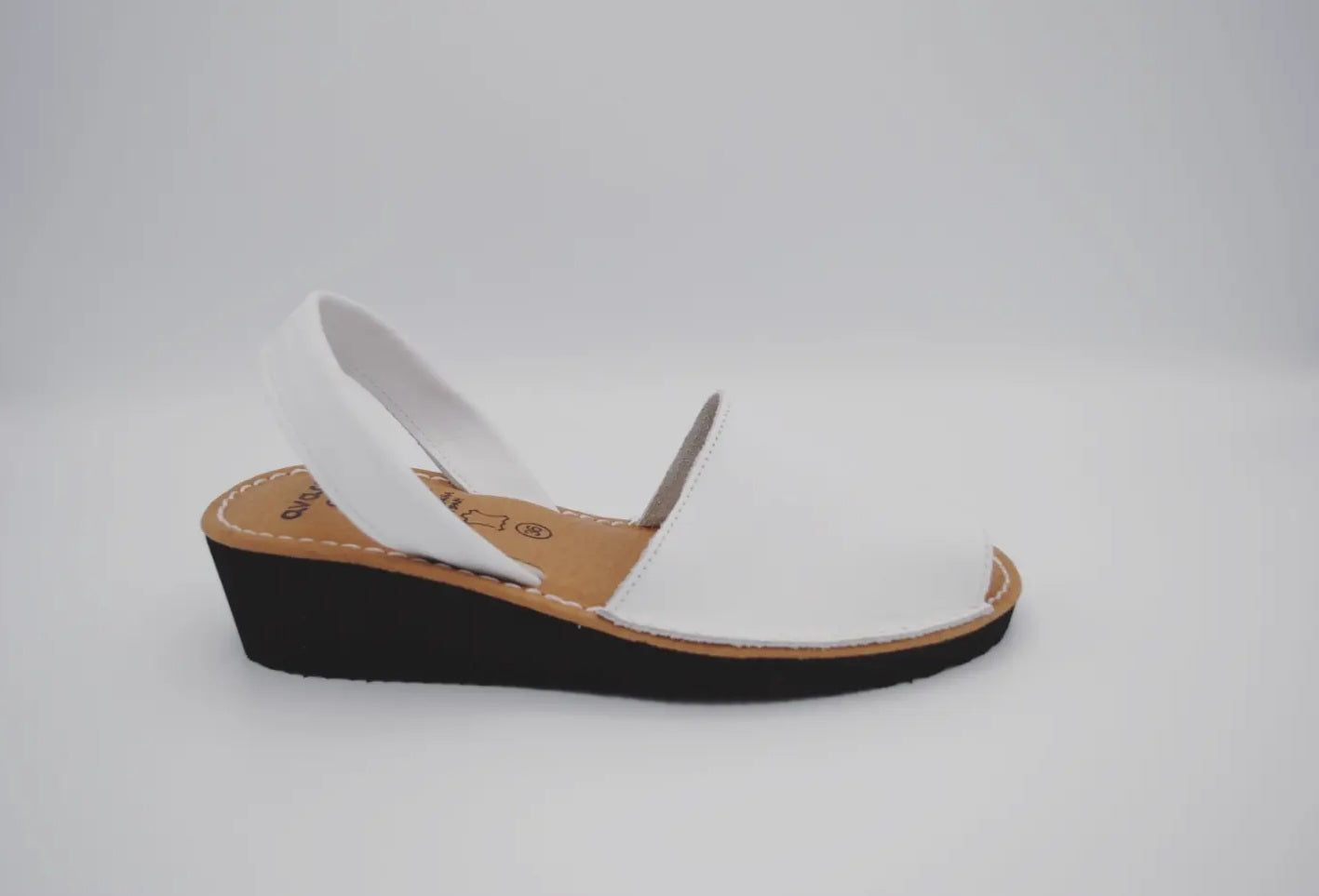 Menorquina Wedge White, 2211