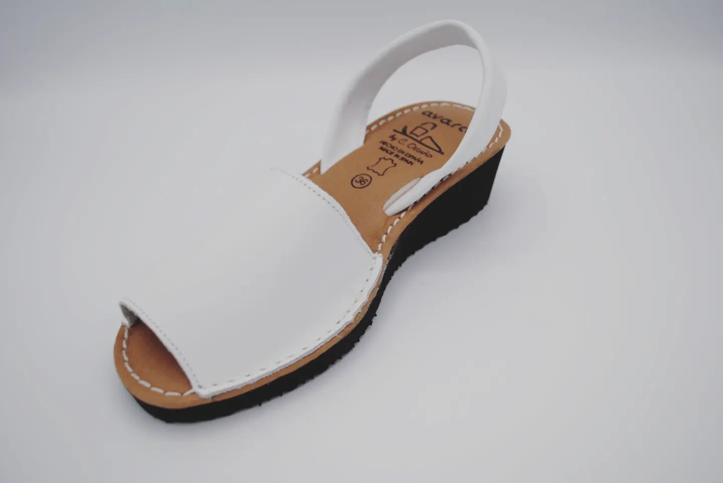 Menorquina Wedge White, 2211